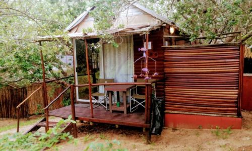 Utshwayelo Kosi Mouth Lodge and Camp Hippo Chalets