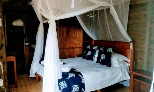 Utshwayelo Kosi Mouth Lodge and Camp Hippo Chalets