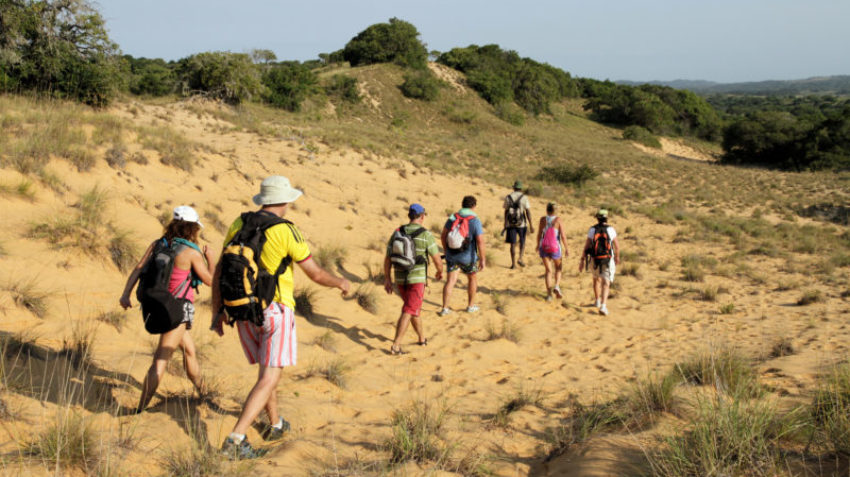 hiking-kosi-bay-mouth-dune Hiking over sand dunes at Kosi Bay Mouth